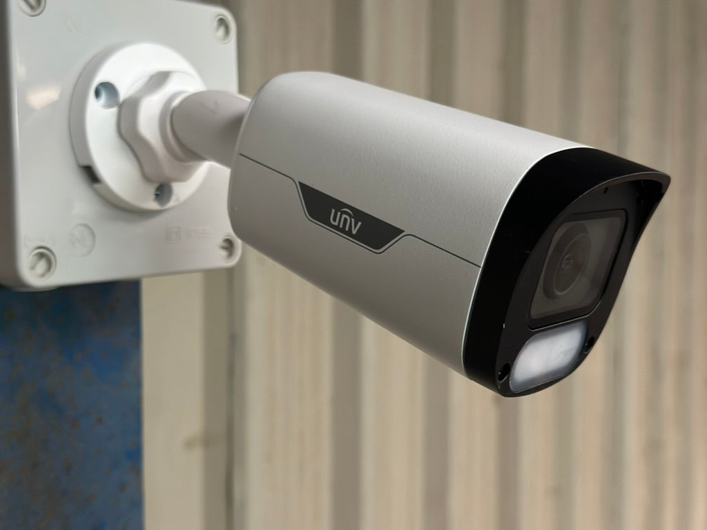 Camara Bullet WISE ISP UNIVIEW 4MPX vision nocturna a color